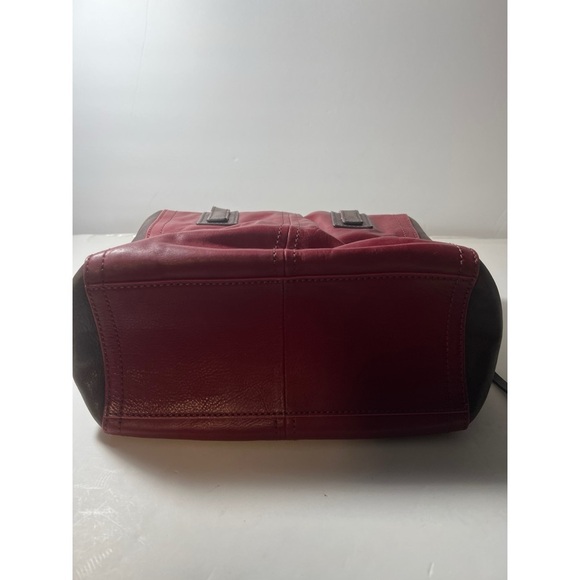 Fossil Red and Brown Leather Handbag with Key Charm - Picture 3 of 9